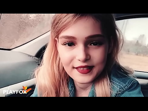 ❤️ Սեքսուալ փոքրիկն ուրախությամբ ծծում է զեղչի քարտը Պոռնովիդեո մեզ մոտ